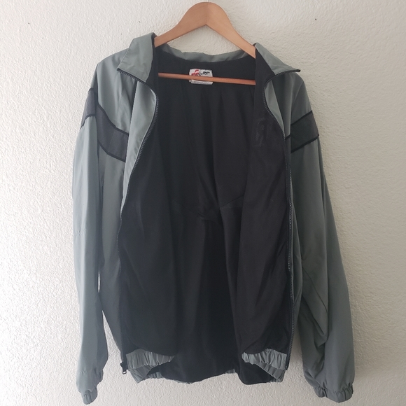 Army PT jacket - Picture 2 of 6